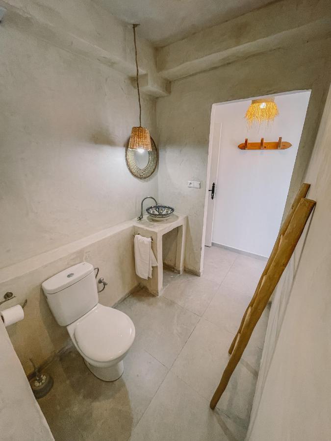 Blue Waves Surf House Hotel Agadir Bagian luar foto