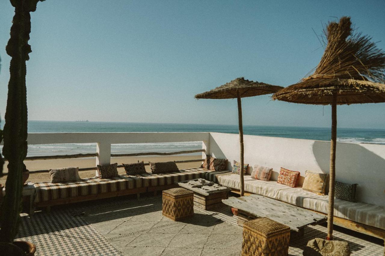 Blue Waves Surf House Hotel Agadir Bagian luar foto